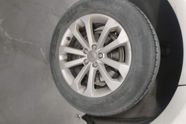 Used Audi Q5 2015 40 TFSI Technology Edition Right Rear Wheel Hub