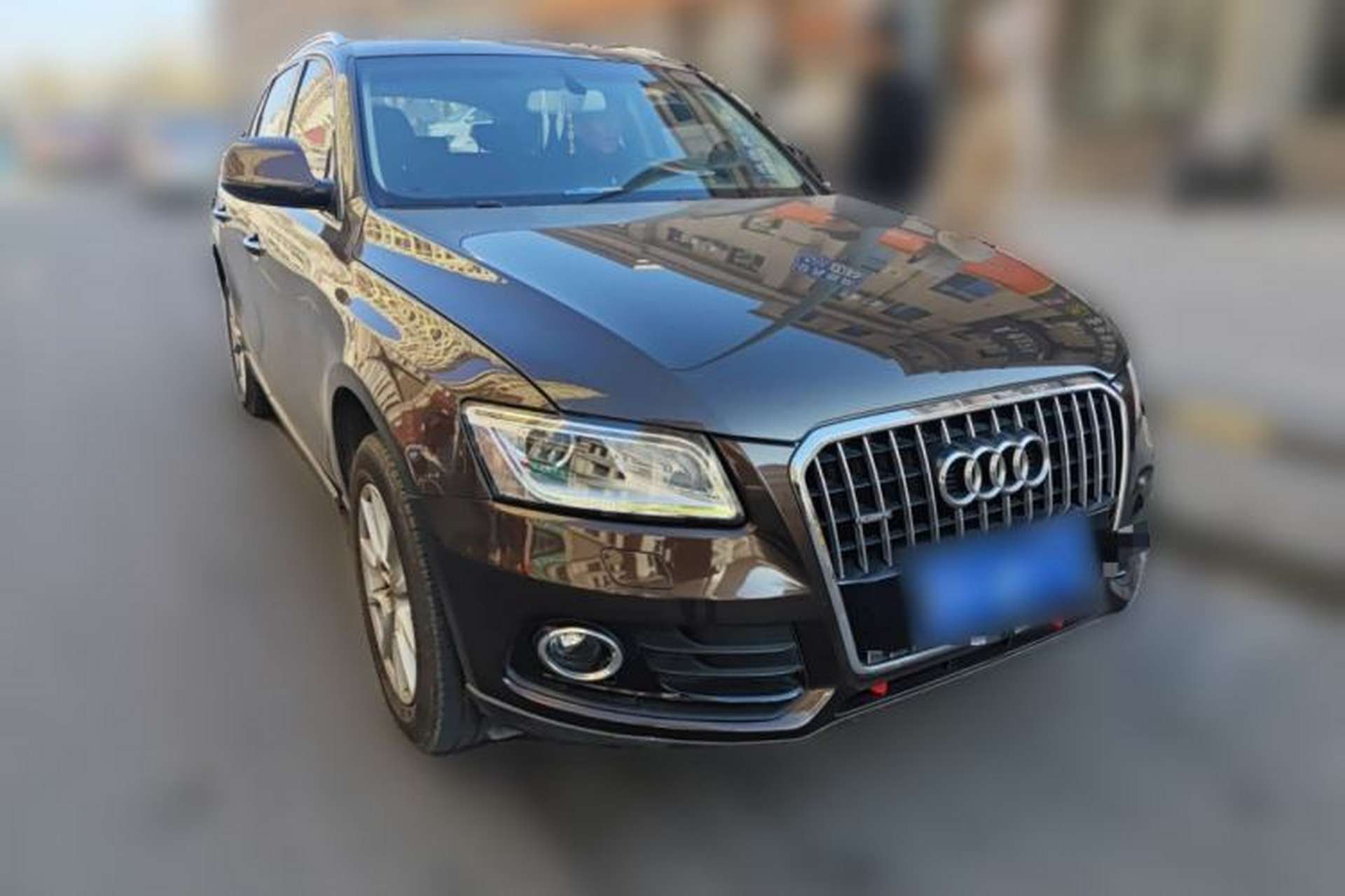 Used Audi Q5 2015 40 TFSI Trendy Edition Front Right 45 Deg