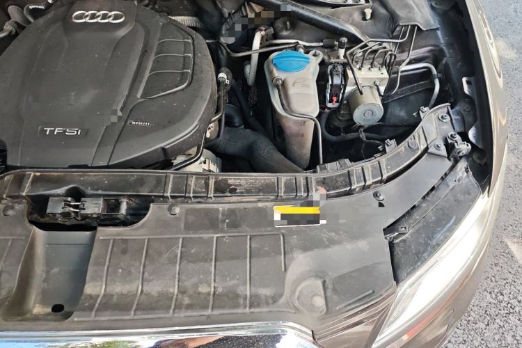 Used Audi Q5 2015 40 TFSI Trendy Edition Engine Bay Left