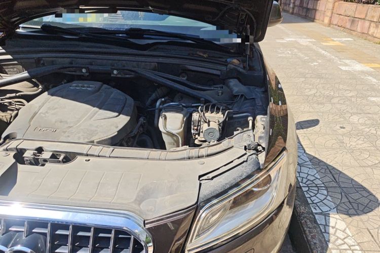 Used Audi Q5 2015 40 TFSI Trendy Edition Engine Bay Left