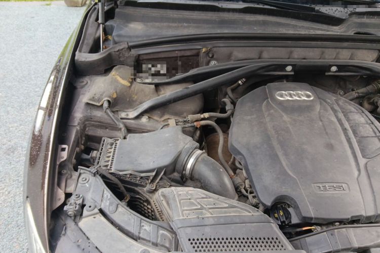 Used Audi Q5 2015 40 TFSI Technology Edition Engine Bay Right