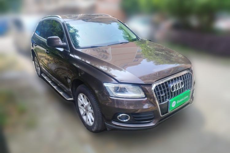 Used Audi Q5 2015 40 TFSI Technology Edition Front Right 45 Deg