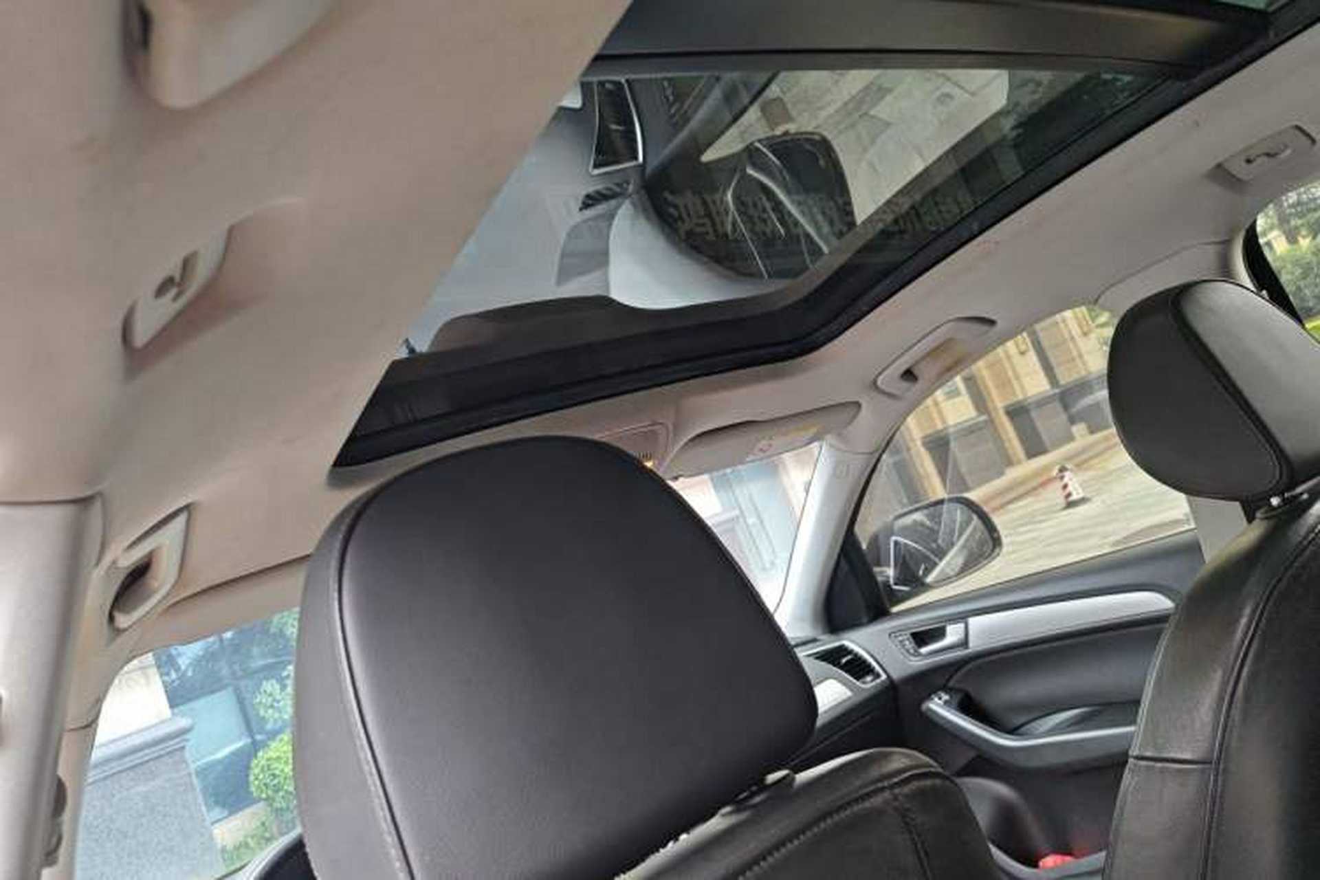 Used Audi Q5 2015 40 TFSI Technology Edition Headliner