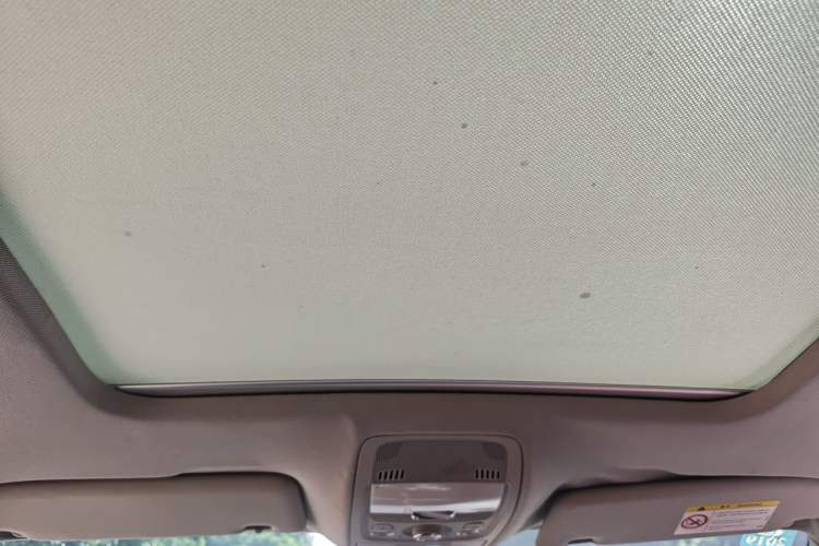 Used Audi Q5 2015 40 TFSI Trendy Edition Headliner