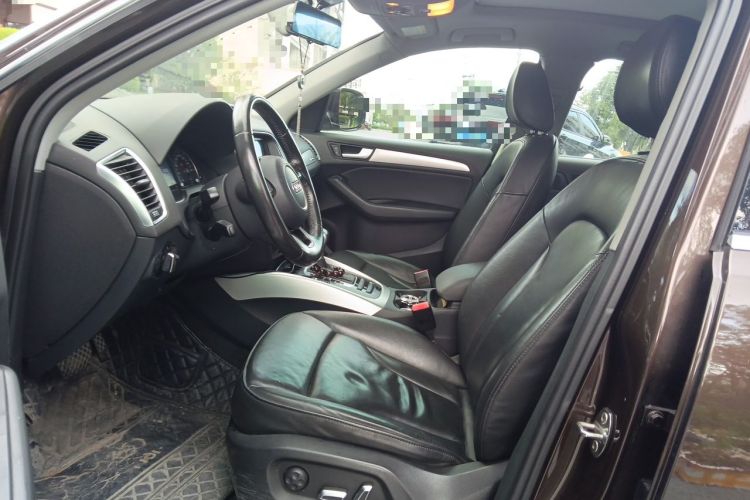 Used Audi Q5 2015 40 TFSI Technology Edition Left Front Seat