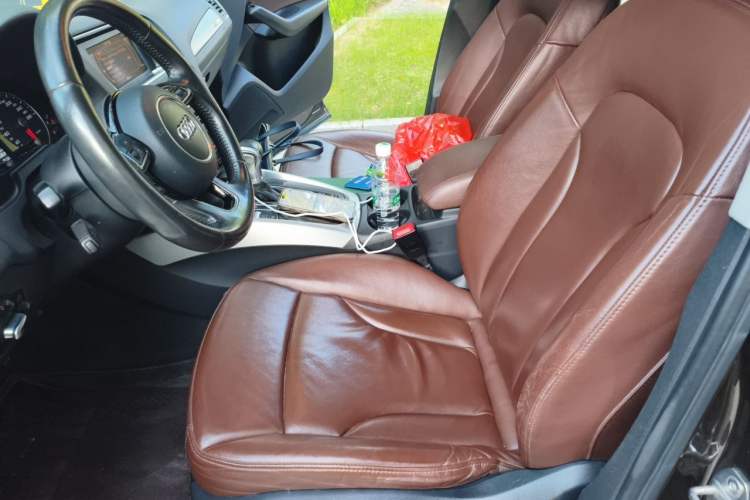 Used Audi Q5 2015 40 TFSI Technology Edition Left Front Seat