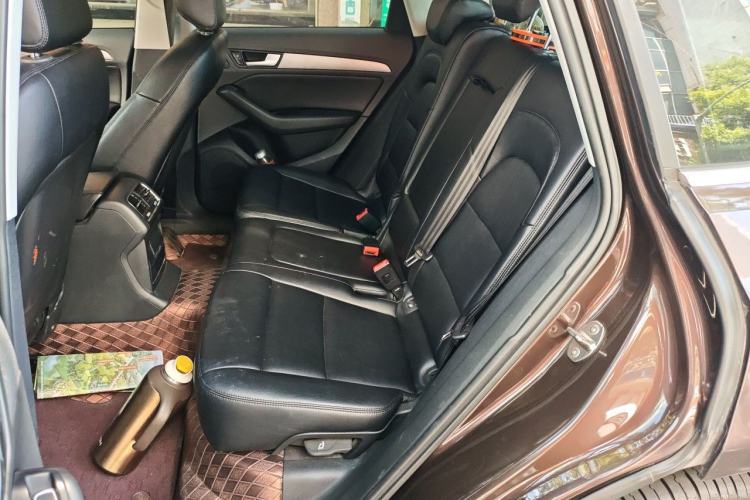 Used Audi Q5 2015 40 TFSI Trendy Edition Left Rear Seat