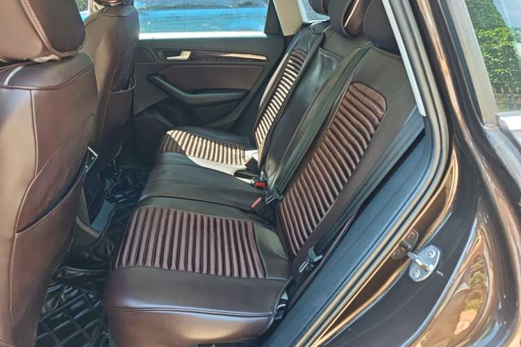 Used Audi Q5 2015 40 TFSI Trendy Edition Left Rear Seat