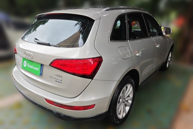 Used Audi Q5 2015 40 TFSI Technology Edition Rear Right 45 Deg