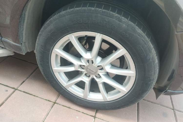 Used Audi Q5 2015 40 TFSI Trendy Edition Right Front Wheel Hub