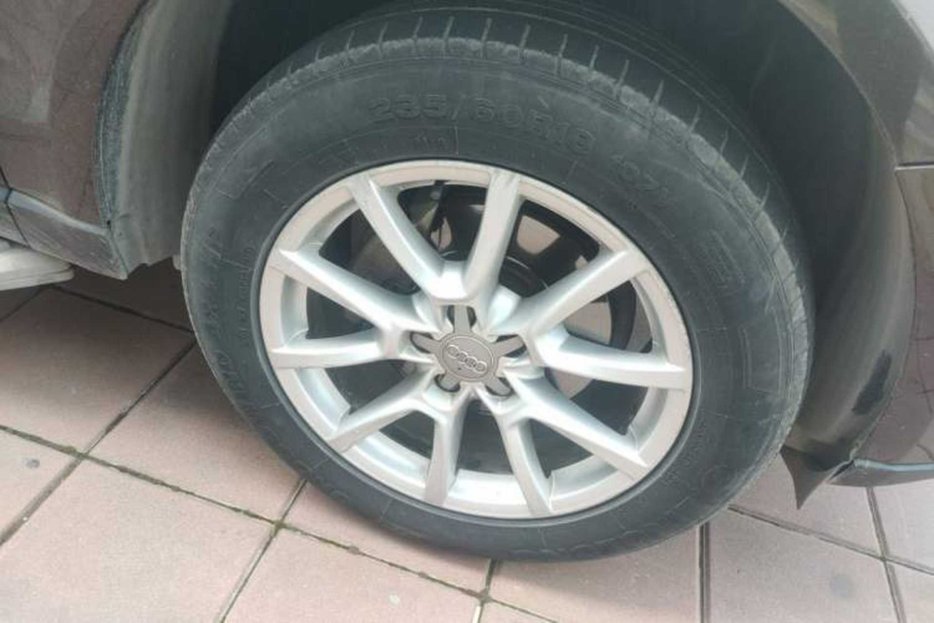 Used Audi Q5 2015 40 TFSI Trendy Edition Right Front Wheel Hub
