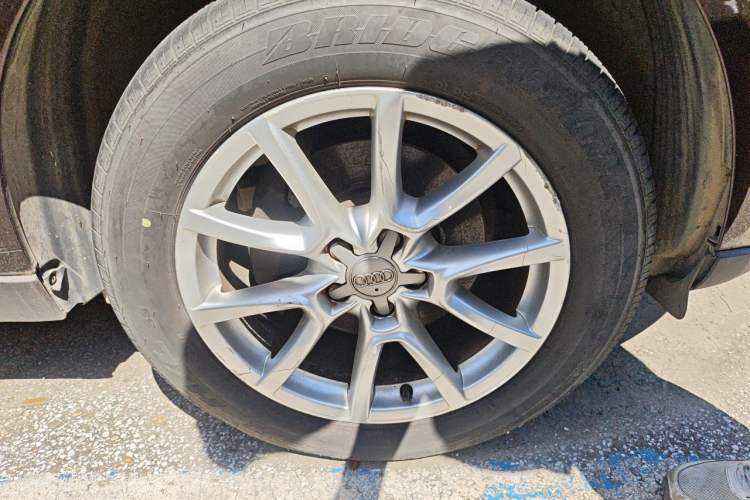 Used Audi Q5 2015 40 TFSI Trendy Edition Right Front Wheel Hub