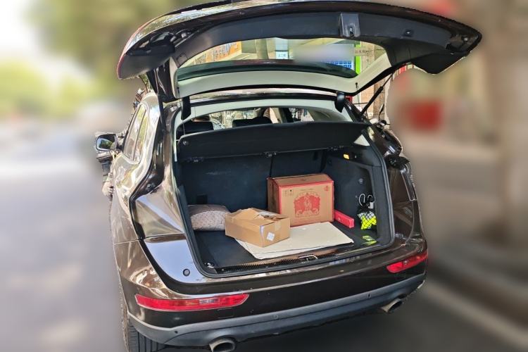 Used Audi Q5 2015 40 TFSI Trendy Edition Trunk