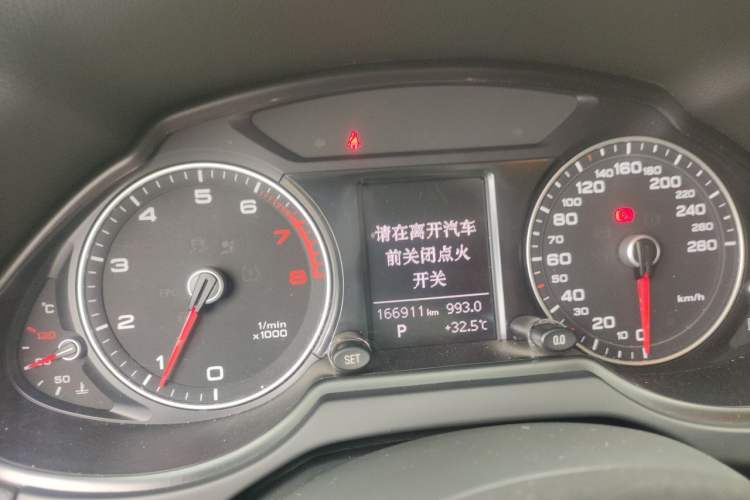 Used Audi Q5 2015 40 TFSI Technology Edition Instrument Cluster
