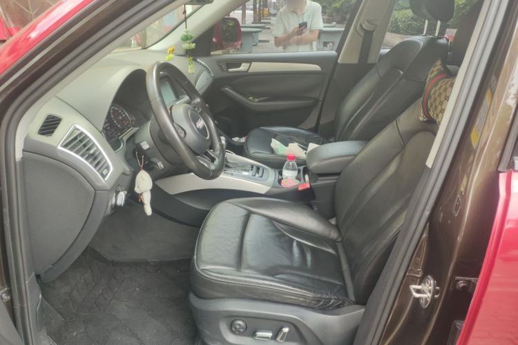 Used Audi Q5 2015 40 TFSI Technology Edition Left Front Seat