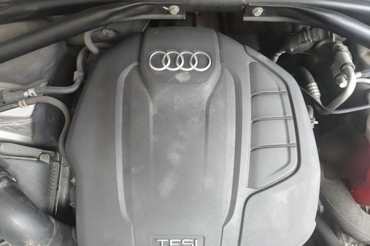 Used Audi Q5 2015 40 TFSI Trendy Edition Engine Bay