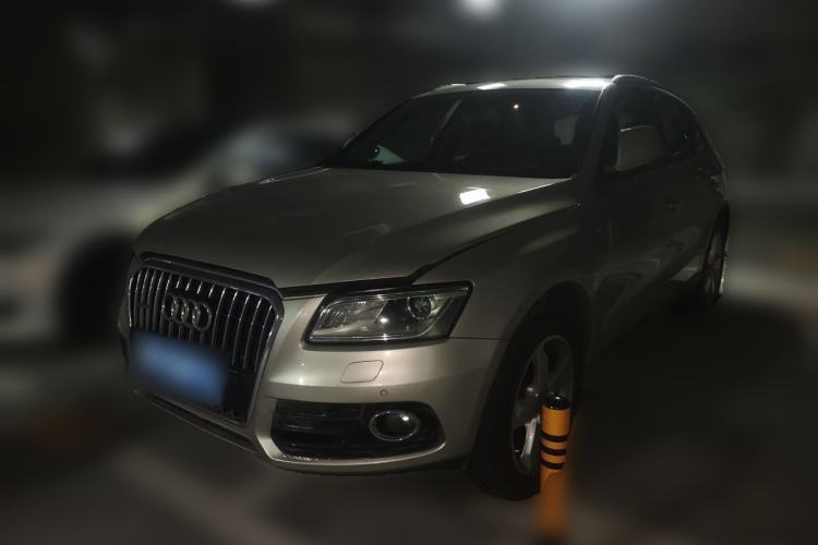 Used Audi Q5 2015 40 TFSI Comfort Model Guazi used car, China used car export, Used car for sale, Used cars, Cheapest cars for sale