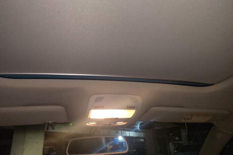 Used Audi Q5 2015 40 TFSI Technology Edition Headliner