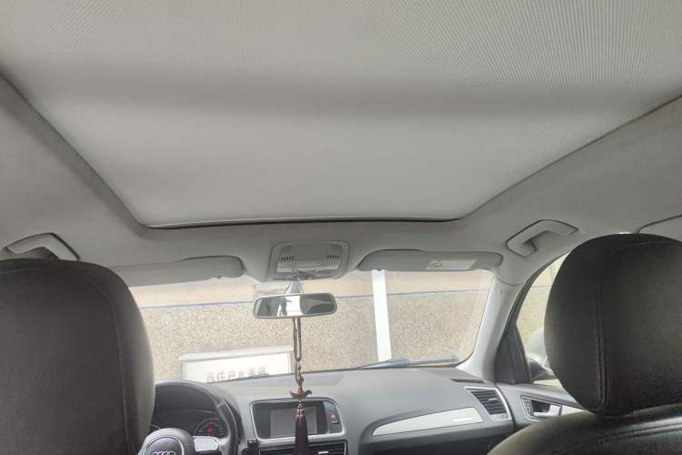 Used Audi Q5 2015 40 TFSI Trendy Edition Headliner