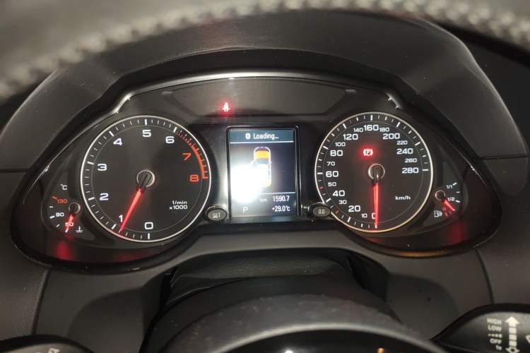 Used Audi Q5 2015 40 TFSI Comfort Model Instrument Cluster