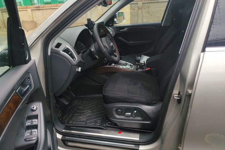 Used Audi Q5 2015 40 TFSI Comfort Model Left Front Seat