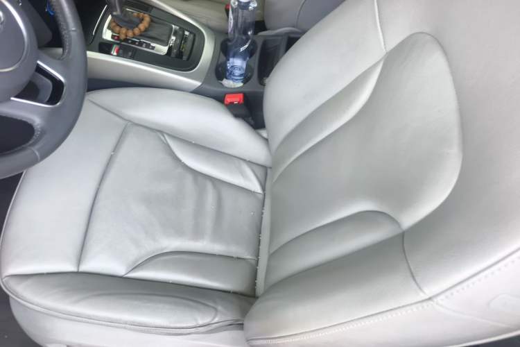 Used Audi Q5 2015 40 TFSI Technology Edition Left Front Seat
