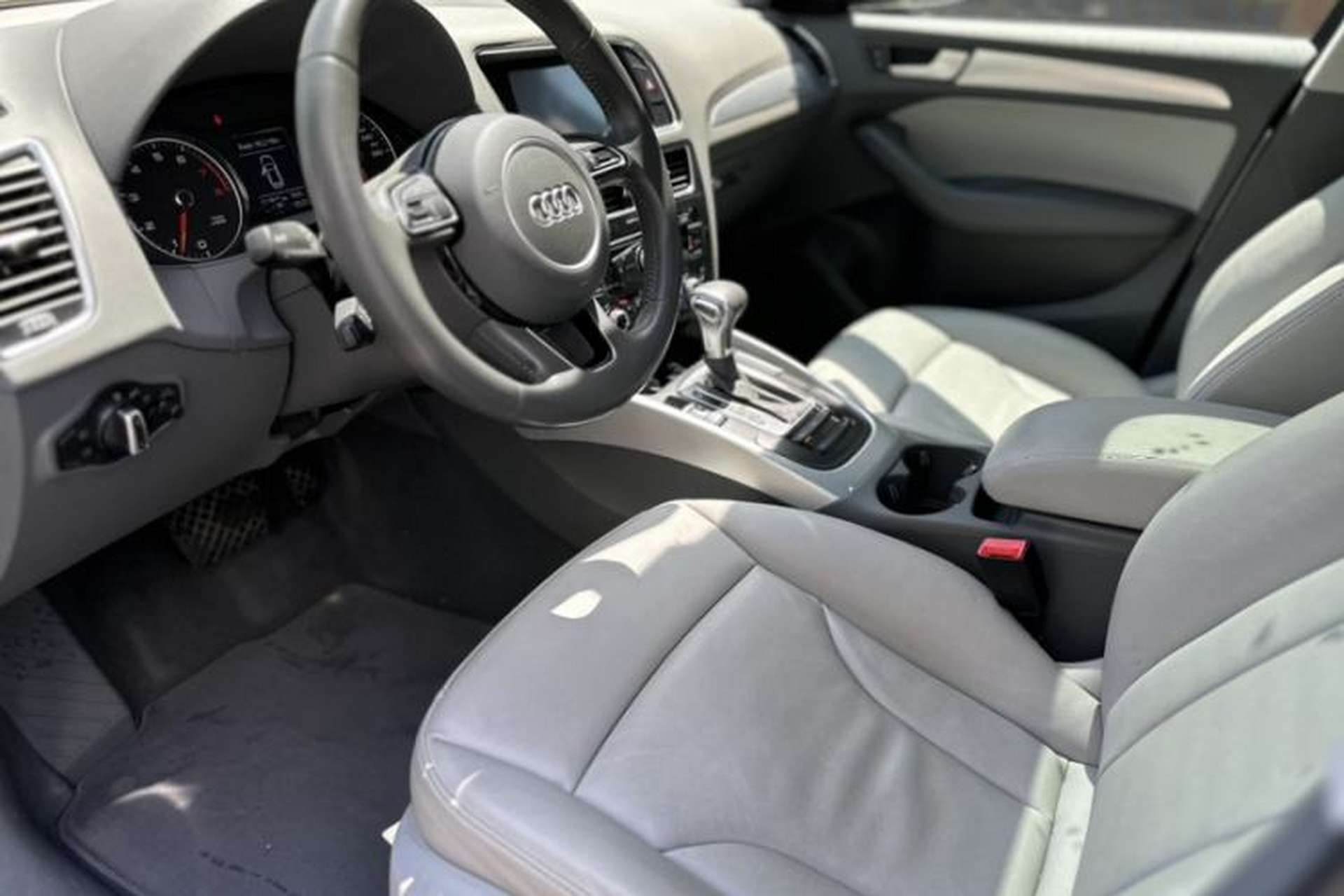 Used Audi Q5 2015 40 TFSI Technology Edition Left Front Seat