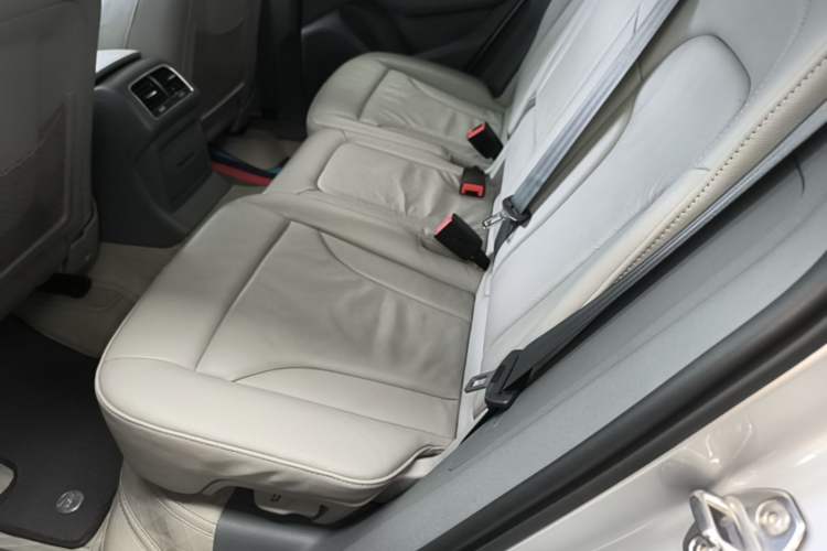 Used Audi Q5 2015 40 TFSI Technology Edition Left Rear Seat