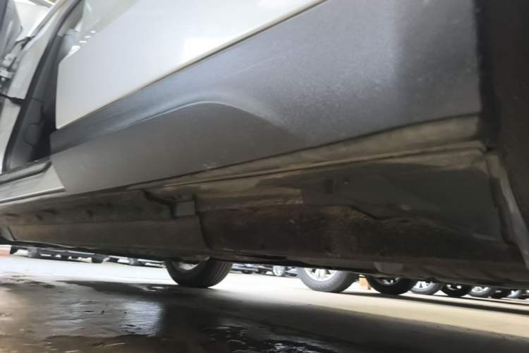Used Audi Q5 2015 40 TFSI Technology Edition Left Side Sill