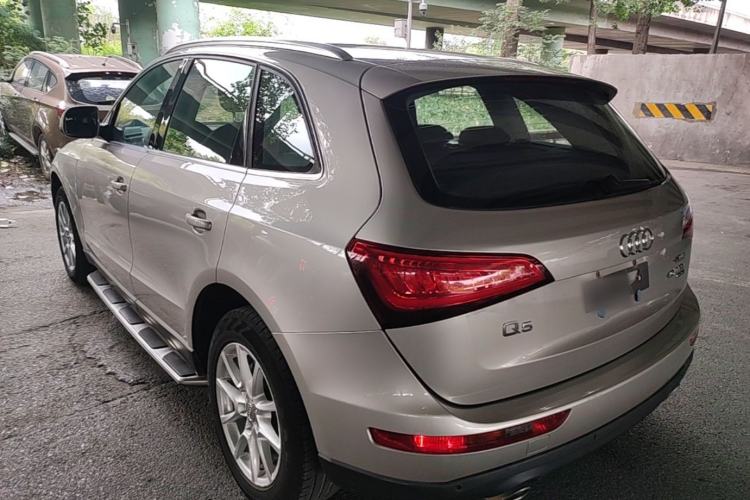 Used Audi Q5 2015 40 TFSI Trendy Edition Rear Left 45 Deg