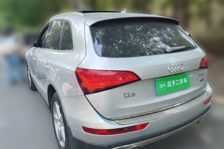 Used Audi Q5 2015 40 TFSI Comfort Model Rear Left 45 Deg