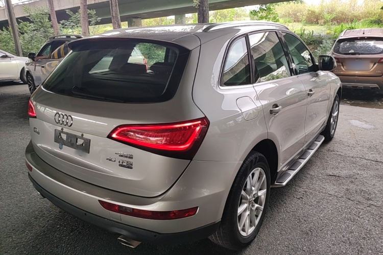 Used Audi Q5 2015 40 TFSI Trendy Edition Rear Right 45 Deg