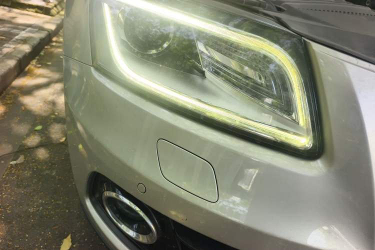 Used Audi Q5 2015 40 TFSI Technology Edition Right Front Headlight