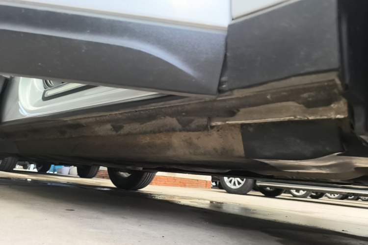 Used Audi Q5 2015 40 TFSI Technology Edition Right Side Sill