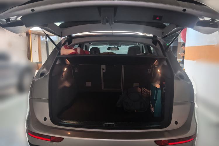 Used Audi Q5 2015 40 TFSI Technology Edition Trunk
