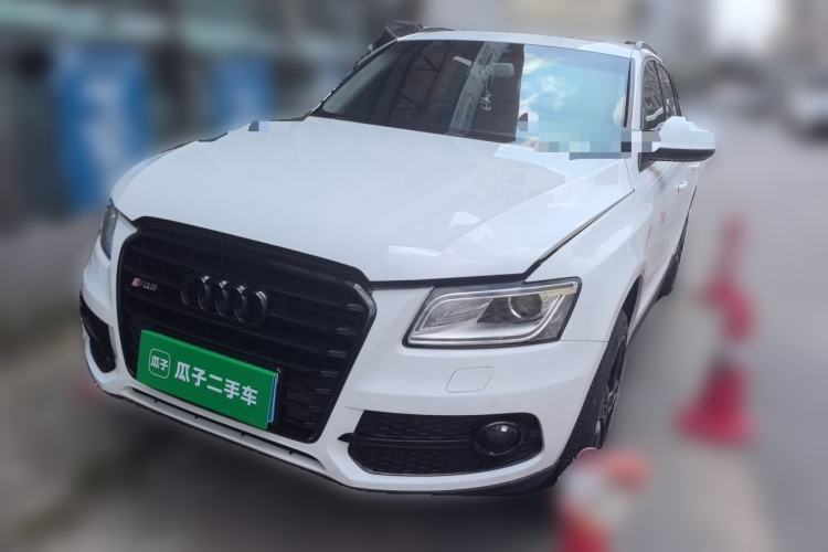 Used Audi Q5 2015 40 TFSI Comfort Model Guazi used car, China used car export, Used car for sale, Used cars, Cheapest cars for sale