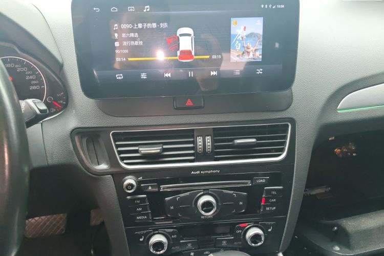 Used Audi Q5 2015 40 TFSI Technology Edition Audio And AC Panel