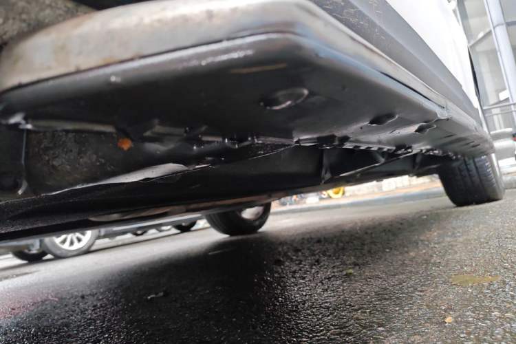 Used Audi Q5 2015 40 TFSI Comfort Model Chassis Front Left