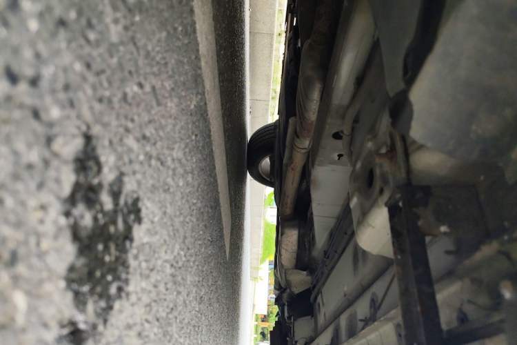 Used Audi Q5 2015 40 TFSI Comfort Model Chassis Front Left