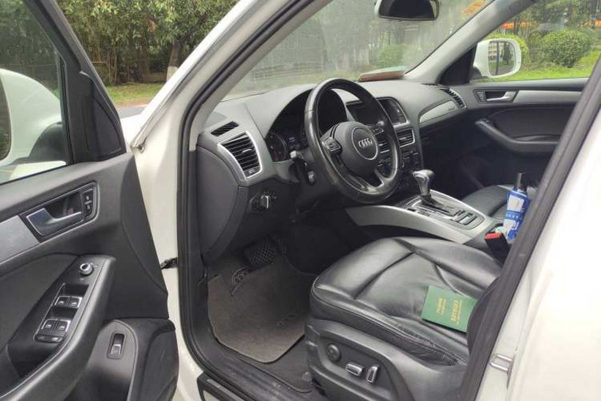 Used Audi Q5 2015 40 TFSI Technology Edition Driver Seat
