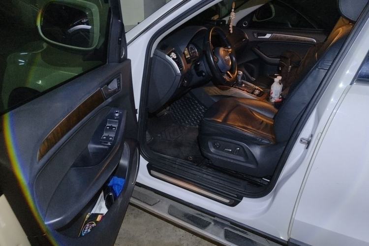 Used Audi Q5 2015 40 TFSI Comfort Model Driver Seat