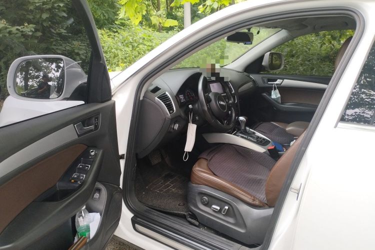 Used Audi Q5 2015 40 TFSI Technology Edition Driver Seat