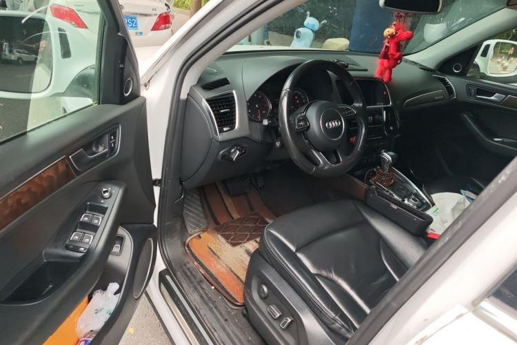 Used Audi Q5 2015 40 TFSI Comfort Model Driver Seat