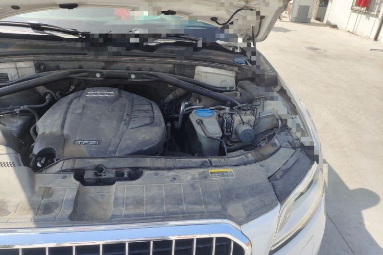 Used Audi Q5 2015 40 TFSI Technology Edition Engine Bay Left
