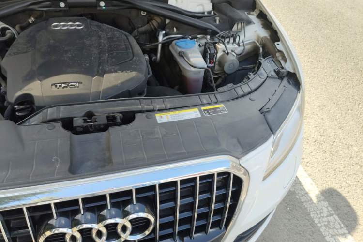 Used Audi Q5 2015 40 TFSI Trendy Edition Engine Bay Left