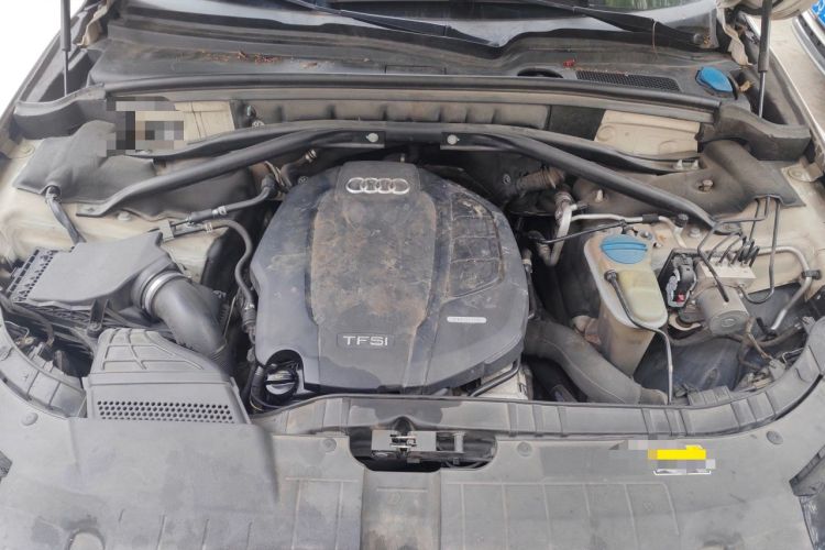 Used Audi Q5 2015 40 TFSI Trendy Edition Engine Bay