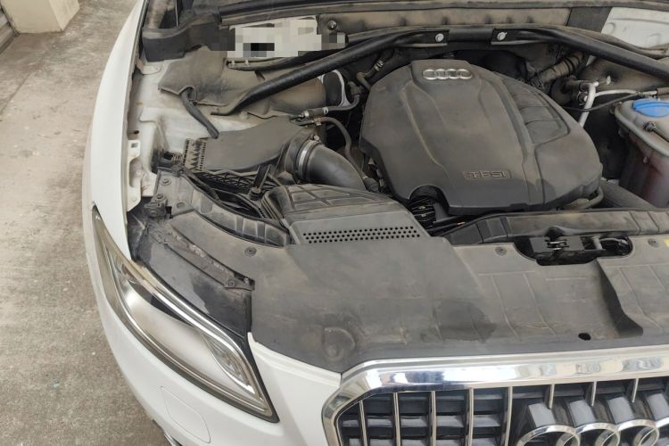 Used Audi Q5 2015 40 TFSI Trendy Edition Engine Bay Right