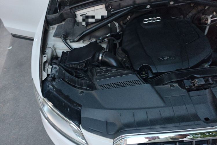 Used Audi Q5 2015 40 TFSI Trendy Edition Engine Bay Right