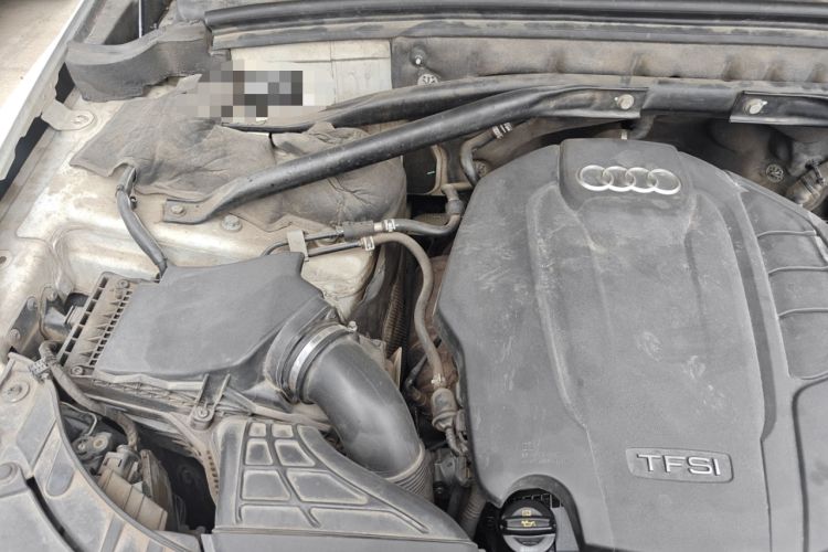 Used Audi Q5 2015 40 TFSI Technology Edition Engine Bay Right