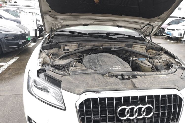 Used Audi Q5 2015 40 TFSI Trendy Edition Engine Bay Right